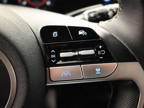 Used 2025 Hyundai Elantra SEL FWD image 20