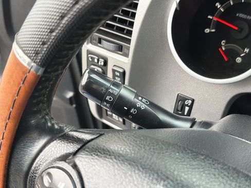 Used 2013 Toyota Tundra Limited w/ Memory Pkg AWD/4WD image 19