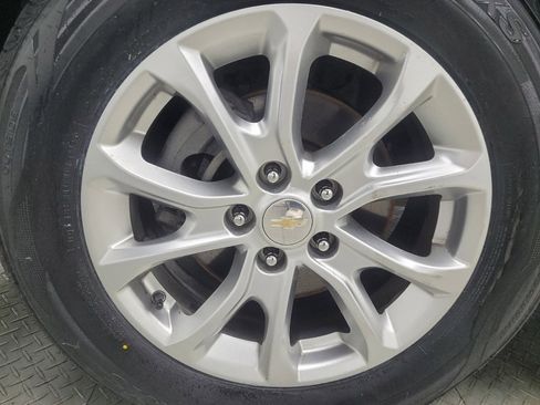 Used 2020 Chevrolet Equinox LT w/ Driver Convenience Package FWD image 31