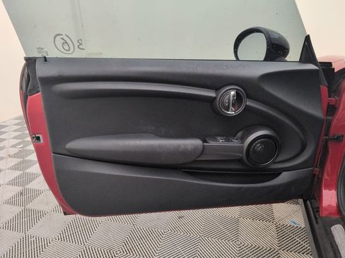 Used 2017 MINI Cooper 2-Door Hardtop image 31