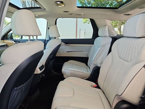 Used 2024 Hyundai Palisade Limited AWD/4WD image 30
