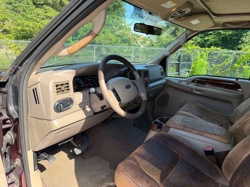 Used 2004 Ford F250 Lariat AWD/4WD image 44