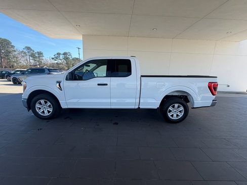 Used 2022 Ford F150 XLT w/ Equipment Group 301A Mid image 8