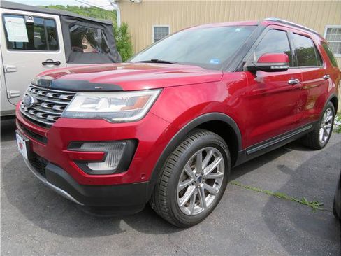 Used 2017 Ford Explorer Limited w/ Equipment Group 303A AWD/4WD image 1