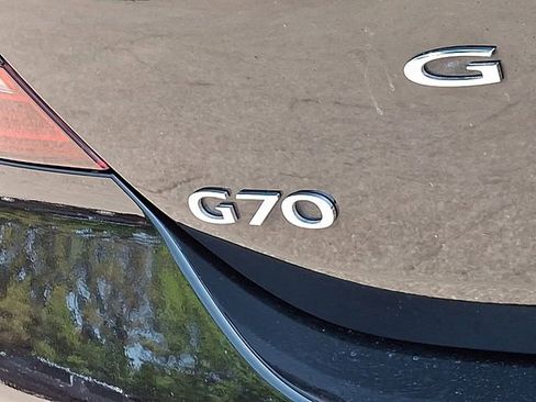 Used 2025 Genesis G70 2.5T RWD image 33