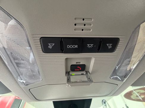 Used 2023 Toyota RAV4 LE AWD/4WD image 24