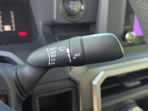 Used 2024 Toyota Tacoma SR5 RWD image 21