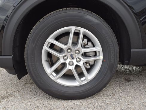 New 2026 Ford Explorer Active image 27