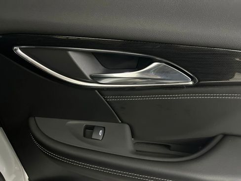 Used 2023 Buick Envision Essence image 55