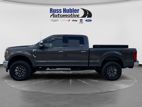 Used 2017 Ford F250 Lariat w/ Chrome Package AWD/4WD image 2