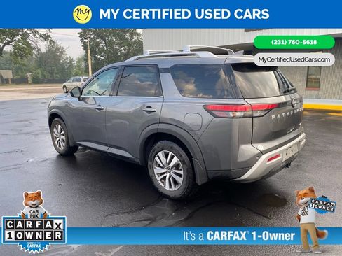 Used 2022 Nissan Pathfinder SL AWD/4WD image 9