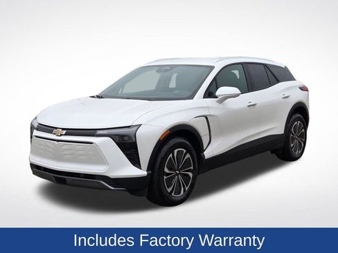 Used 2024 Chevrolet Blazer EV LT AWD/4WD image 9