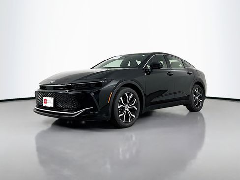 Certified 2026 Toyota Crown AWD/4WD image 3