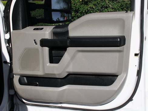 Used 2019 Ford F350 XL w/ Power Equipment Group image 37