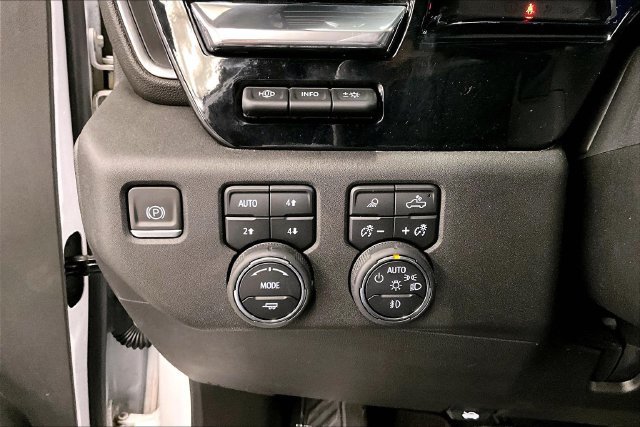 Used 2024 Chevrolet Silverado 2500 High Country w/ Technology Package AWD/4WD image 38