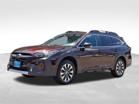 Used 2024 Subaru Outback Limited AWD/4WD image 3