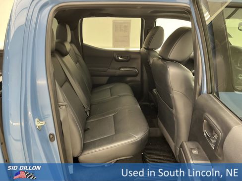 Used 2019 Toyota Tacoma TRD Sport image 23