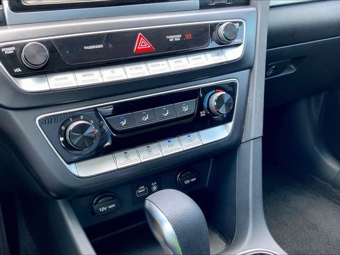 Used 2019 Hyundai Sonata SE FWD image 32