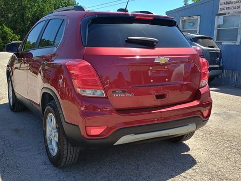 Used 2022 Chevrolet Trax LT w/ Driver Confidence Package AWD/4WD image 2
