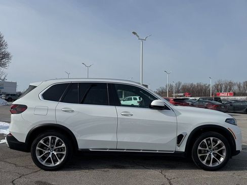 Used 2025 BMW X5 xDrive50e image 7