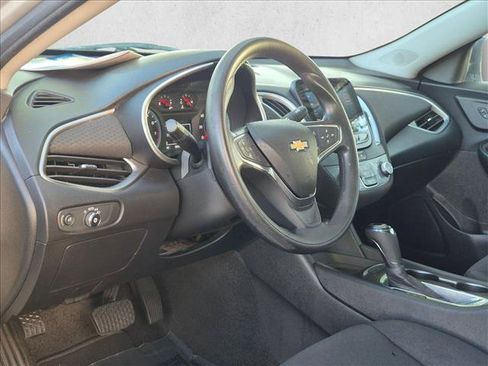 Used 2020 Chevrolet Malibu LS w/ LPO, Convenience Package 1 FWD image 10