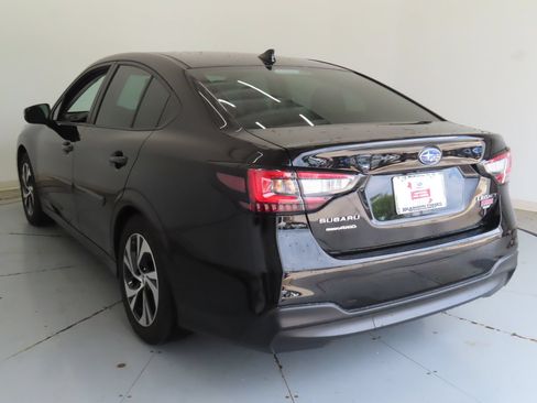 Used 2025 Subaru Legacy Premium AWD/4WD image 6