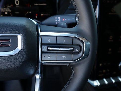 New 2026 GMC Acadia Elevation image 34