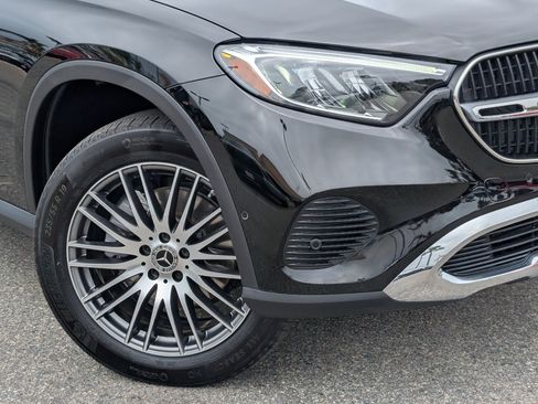 Used 2024 Mercedes-Benz GLC 300 image 10