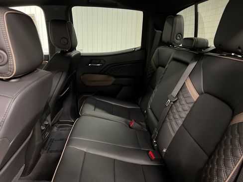 New 2026 GMC Canyon Denali AWD/4WD image 14