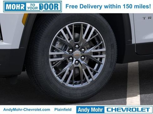 New 2026 Chevrolet Traverse LT FWD image 11