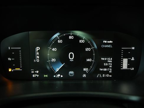 Used 2019 Volvo XC90 T5 Momentum FWD image 19