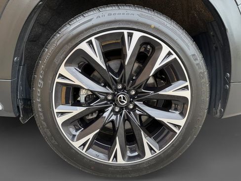 Used 2024 MAZDA CX-90 Plug-In Hybrid w/ Premium Pkg AWD/4WD image 11