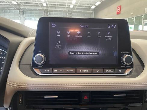 Used 2023 Nissan Rogue SV FWD image 15