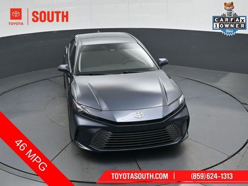 Used 2026 Toyota Camry XLE FWD image 49