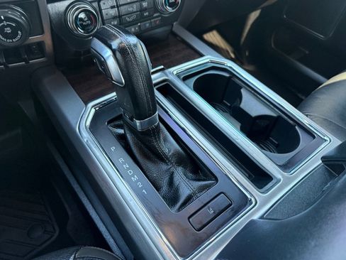 Used 2016 Ford F150 Platinum w/ Equipment Group 701A Luxury image 36