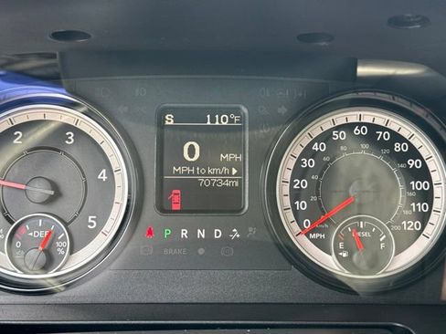 Used 2019 RAM 1500 Tradesman w/ Chrome Appearance Group RWD image 16