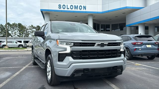 Used 2024 Chevrolet Silverado 1500 RST RWD image 1