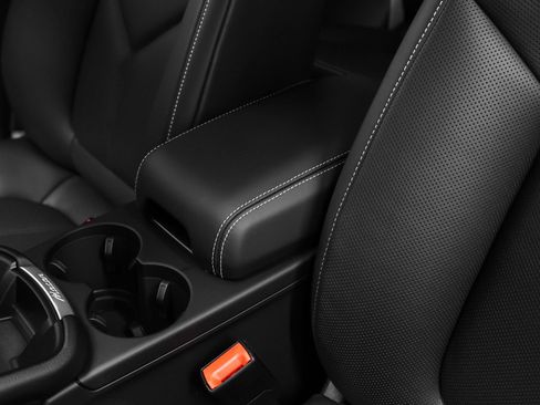 New 2026 Porsche Macan S image 41