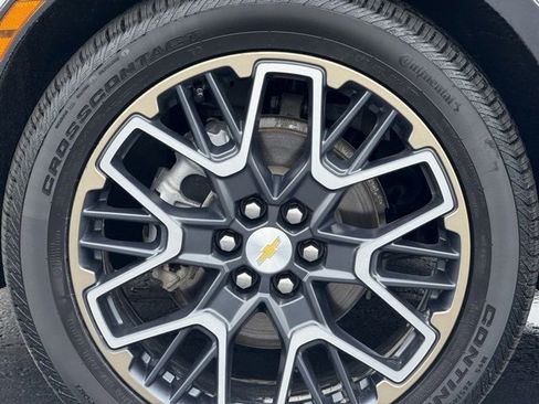 Used 2023 Chevrolet Blazer Premier w/ Enhanced Convenience Package image 13