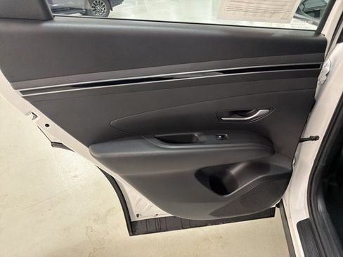 Used 2024 Hyundai Tucson SE AWD/4WD image 23