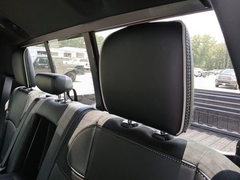 New 2026 RAM 2500 Laramie AWD/4WD image 20