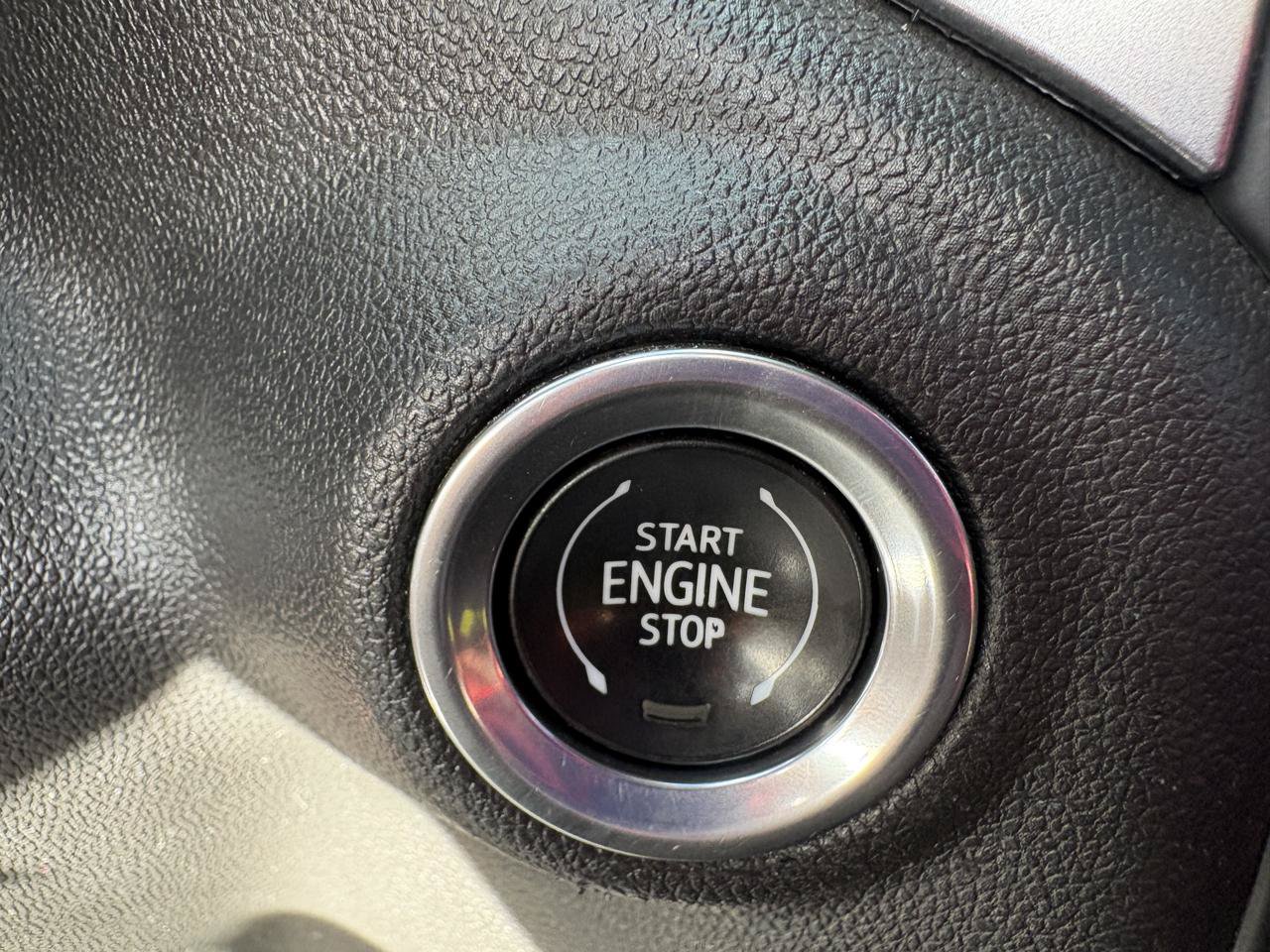 Used 2019 Chevrolet Silverado 1500 RST AWD/4WD image 10