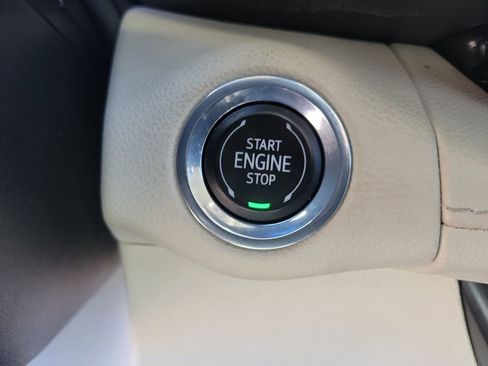 Used 2023 Buick Envision Preferred image 29