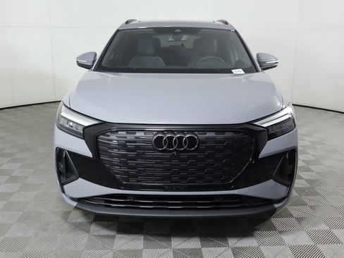 Used 2026 Audi Q4 e-tron Premium Plus w/ Premium Plus image 2