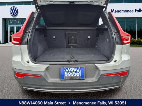 Used 2023 Volvo XC40 Recharge Plus AWD/4WD image 25
