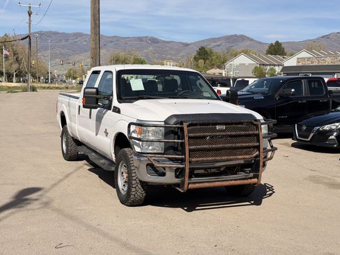 Used 2016 Ford F250 XL w/ Power Equipment Group AWD/4WD image 2