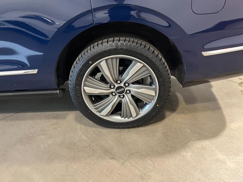 Used 2018 Lincoln Navigator Reserve w/ Technology Package image 49