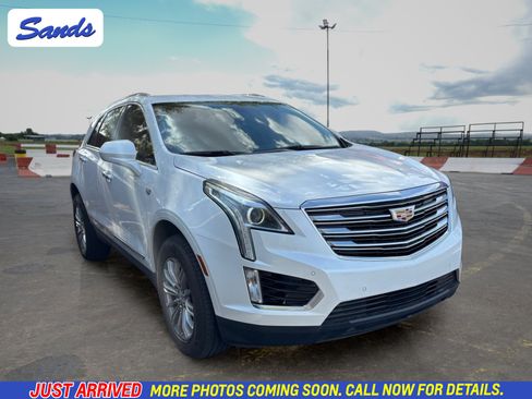 Used 2017 Cadillac XT5 Luxury FWD image 1