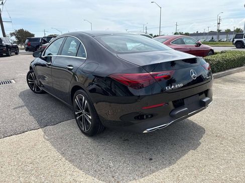 Used 2025 Mercedes-Benz CLA 250 4MATIC image 5