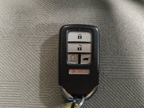 Used 2020 Honda Pilot EX image 32